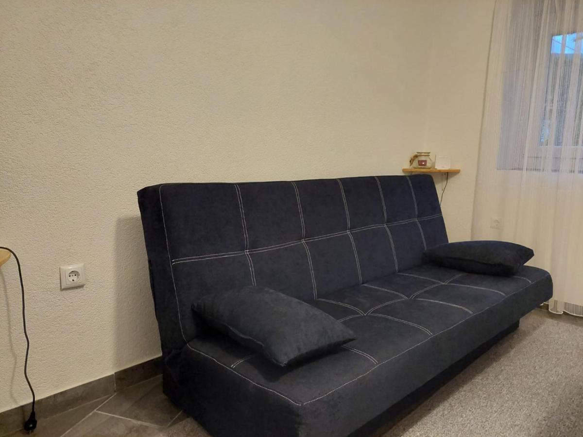 Apartman Amelaa Kulen Vakuf Exterior photo