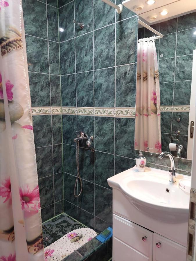 Apartman Amelaa Kulen Vakuf Exterior photo